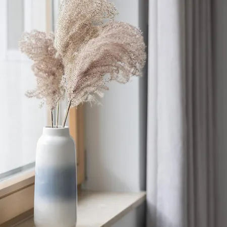 Air-conditioned Studio With Balcony By Renters * 华沙
